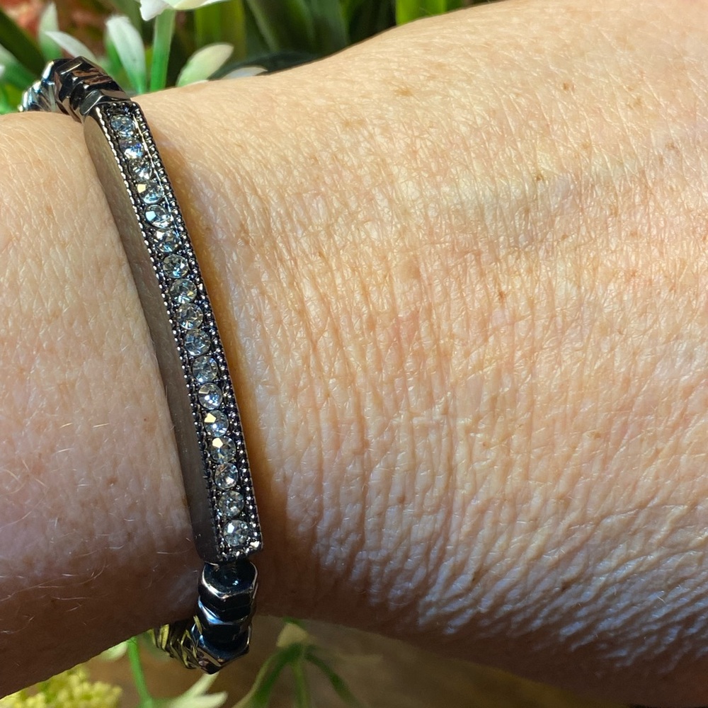 NWT SERENA TENNIS STRETCH BRACELET FUNKY HEMATITE METAL NUGGETS STYLISH - Picture 10 of 11